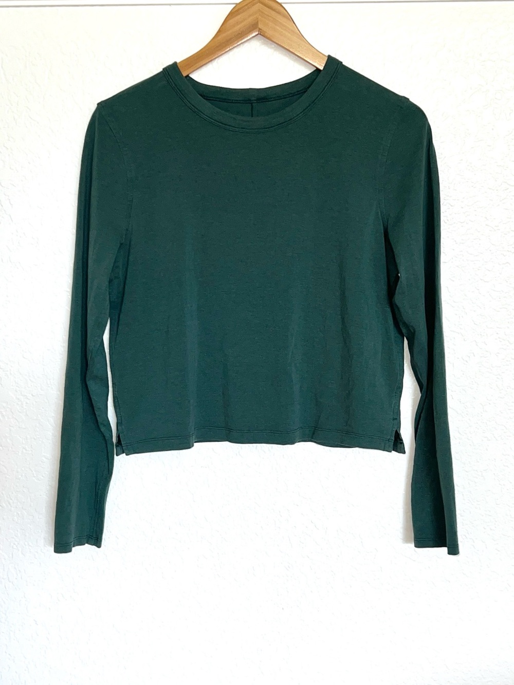 Lululemon Long Sleeve Green Size 8 NWOT